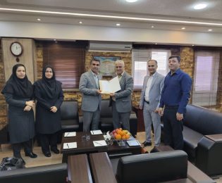 حکم انتصاب شهردار خارگ از مدیرکل دفتر شهری و شوراهای استان اخذ شد