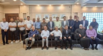 نشست هماندیشی شهردار خارگ با معتمدین ، کسبه و برخی شهروندان برگزار شد