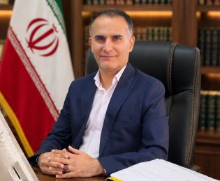 انتقاد رئیس شورای شهر خارگ از تعطیلی بخش‌هایی از مرکز جامع سلامت