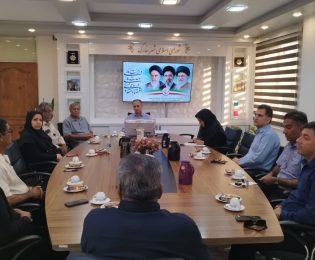 بررسی مشکلات تعاونی صیادان خارگ در نشست با شورای اسلامی شهر خارگ